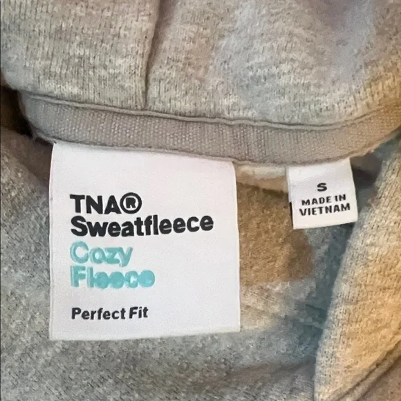 Aritzia TNA Gray Women’s Hoodie Size S - Picture 3 of 3